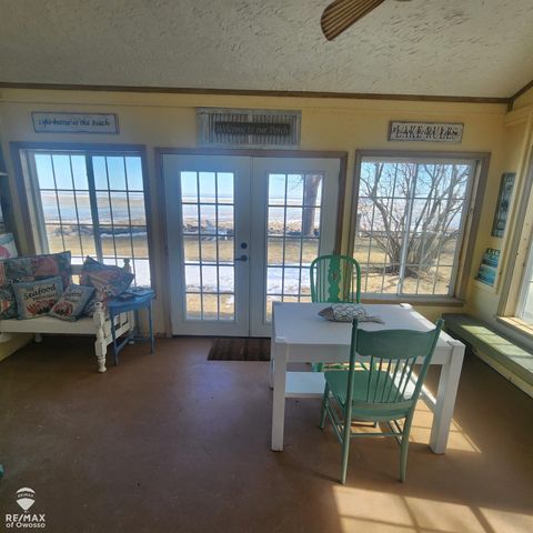 5816 Avalon Road, Pinconning Twp, MI 48650