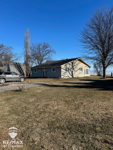 5816 Avalon Road, Pinconning Twp, MI 48650