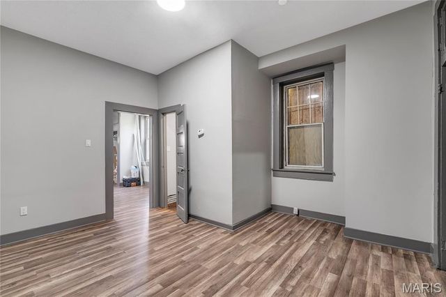 214 W Steins, St Louis, MO 63111