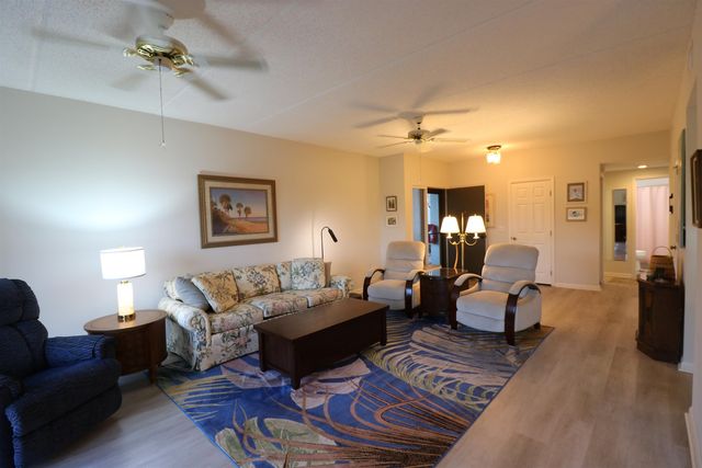 31 Aledo Ct, St Augustine, FL 32086