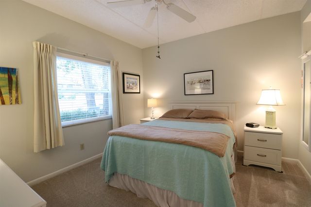 31 Aledo Ct, St Augustine, FL 32086