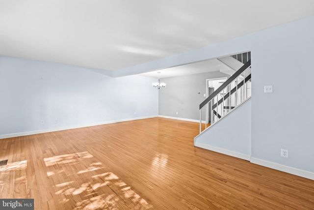 6018 TIMBER HOLLOW LN, Springfield, VA 22152
