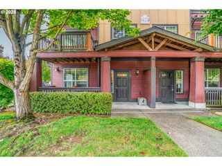 22802 Sw FOREST CREEK Dr 101, Sherwood, OR 97140