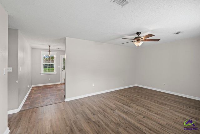209 Annas Way, Perry, GA 31069