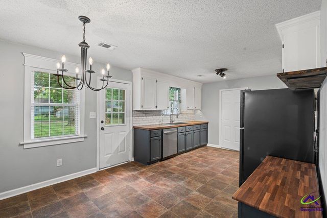 209 Annas Way, Perry, GA 31069
