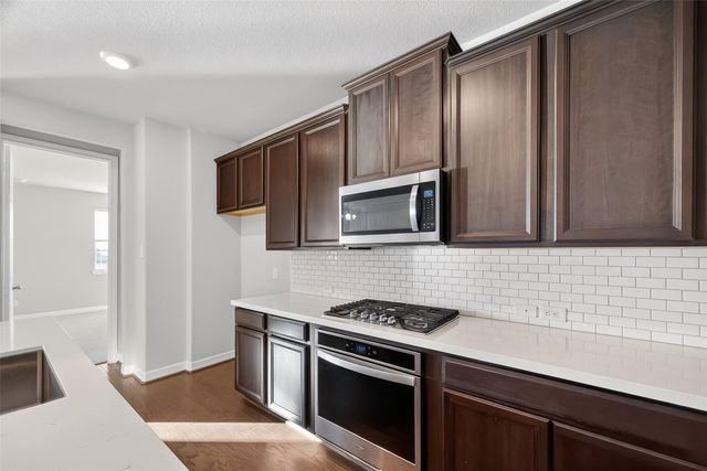 2131 Islawild Way, La Marque, TX 77568