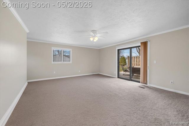 23030 Edgewater Street, Saint Clair Shores, MI 48082