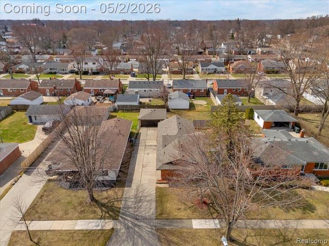 23030 Edgewater Street, Saint Clair Shores, MI 48082