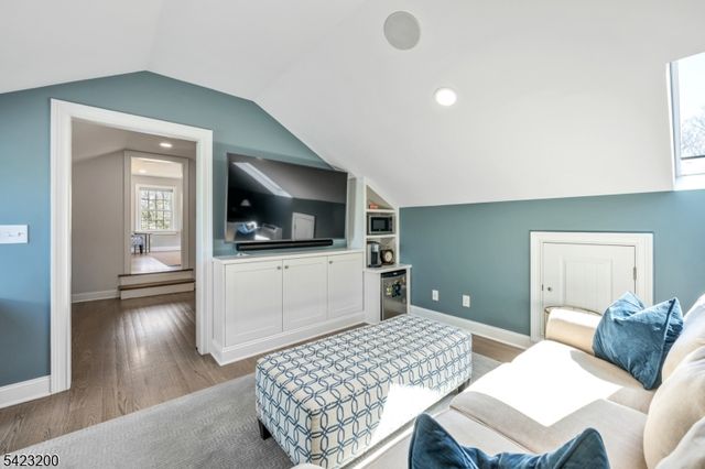 11 Cedar St, Bernards Twp., NJ 07920