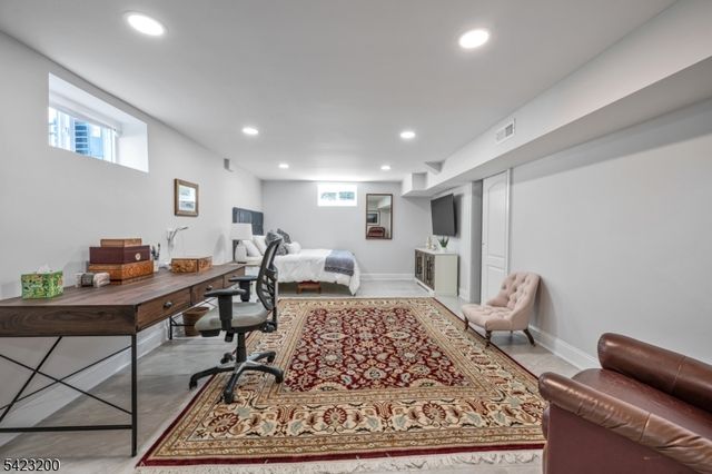 11 Cedar St, Bernards Twp., NJ 07920