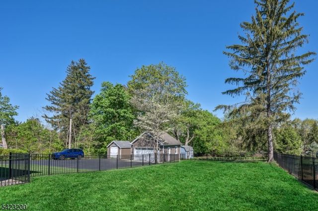 11 Cedar St, Bernards Twp., NJ 07920