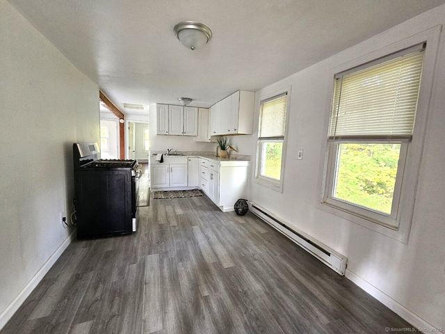 10 Benedict Street, Plymouth, CT 06786