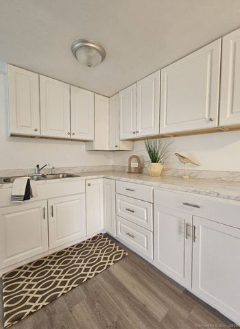 10 Benedict Street, Plymouth, CT 06786
