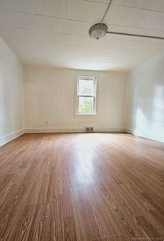 10 Benedict Street, Plymouth, CT 06786