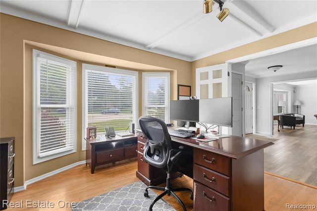 1904 Chelsea Court, Rochester Hills, MI 48306