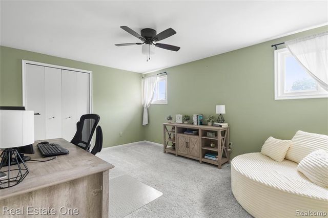 1904 Chelsea Court, Rochester Hills, MI 48306