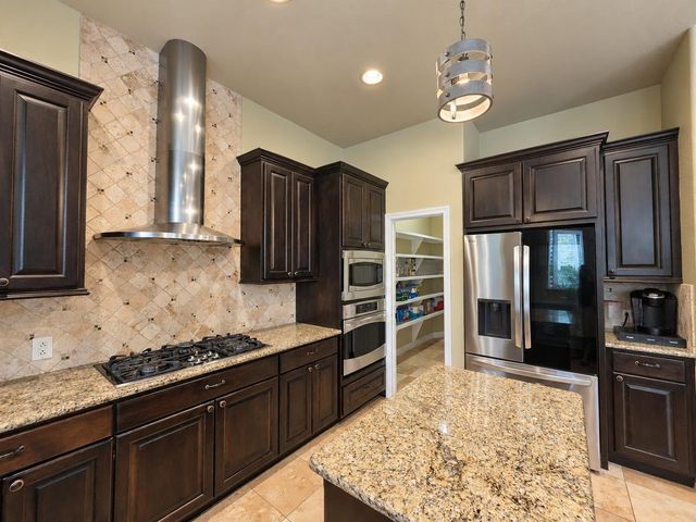 158 High River Ranch DR, Liberty Hill, TX 78642