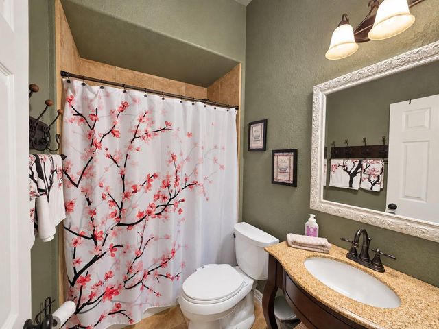 158 High River Ranch DR, Liberty Hill, TX 78642