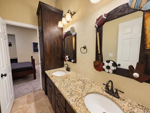 158 High River Ranch DR, Liberty Hill, TX 78642