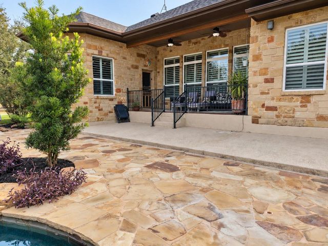 158 High River Ranch DR, Liberty Hill, TX 78642