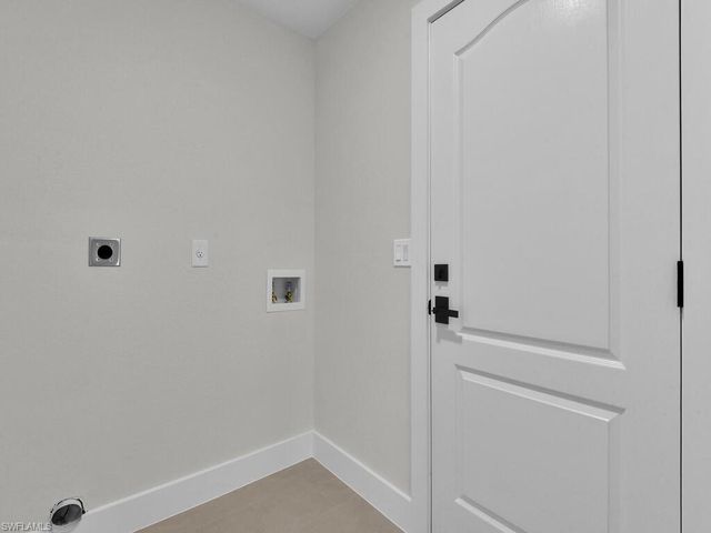 2509 Academy BLVD, Cape Coral, FL 33904