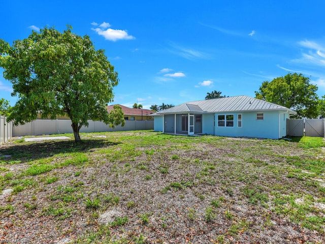 2509 Academy BLVD, Cape Coral, FL 33904