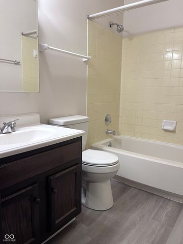 4461 Pepperidge Circle, Indianapolis, IN 46235