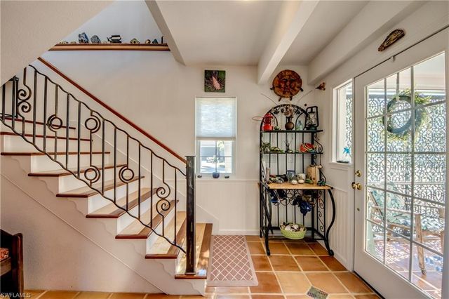 2702 Bruce ST, Matlacha, FL 33993