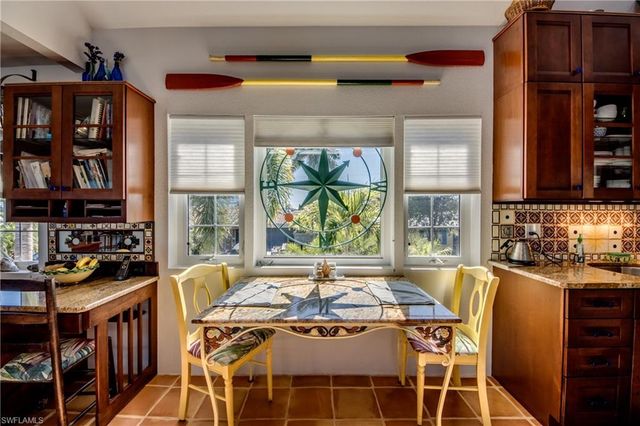 2702 Bruce ST, Matlacha, FL 33993