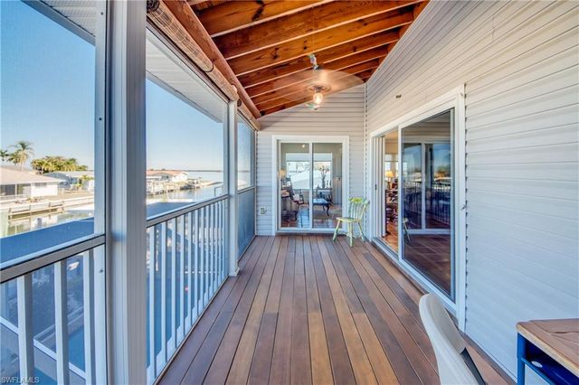 2702 Bruce ST, Matlacha, FL 33993