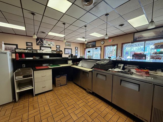 2420 Massachusetts Avenue, Cambridge, MA 02140