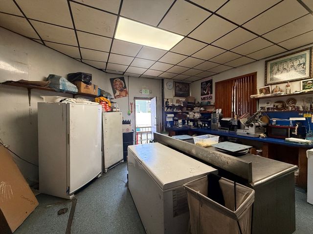 2420 Massachusetts Avenue, Cambridge, MA 02140