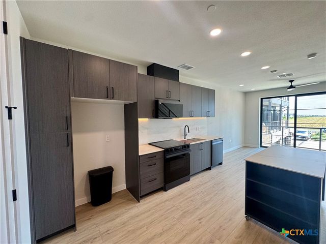 634 Central Parkway 1207, New Braunfels, TX 78130