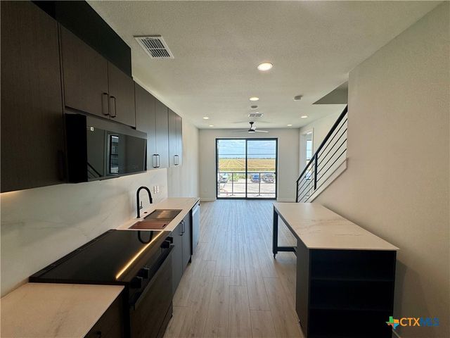 634 Central Parkway 1207, New Braunfels, TX 78130