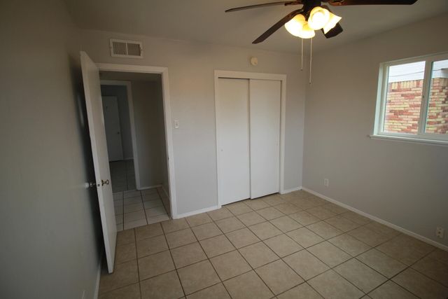 5725 WAYCROSS Avenue, El Paso, TX 79924