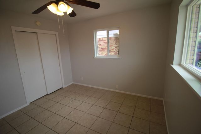 5725 WAYCROSS Avenue, El Paso, TX 79924