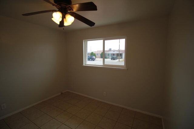 5725 WAYCROSS Avenue, El Paso, TX 79924