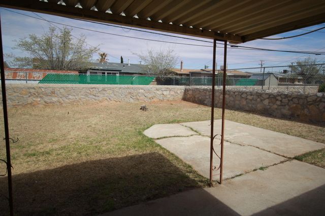 5725 WAYCROSS Avenue, El Paso, TX 79924