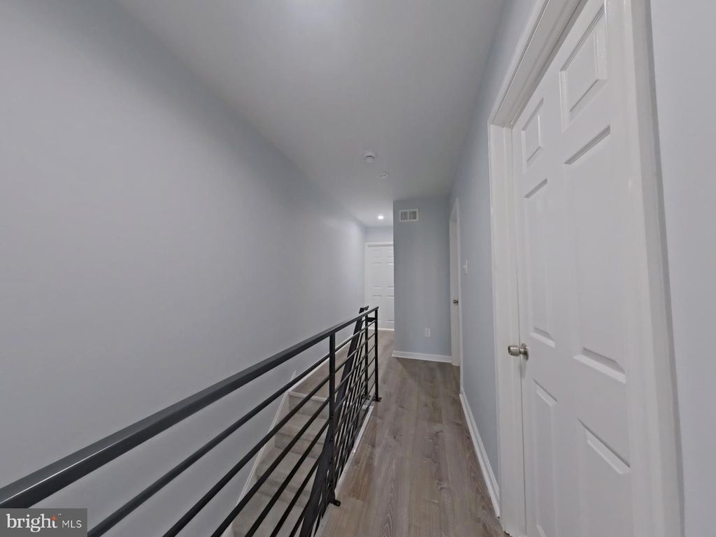 5652 BEAUMONT AVE, Philadelphia, PA 19143