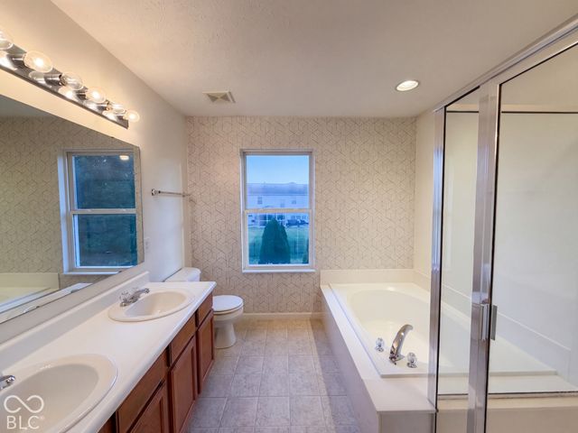 10605 Dunes Court, Indianapolis, IN 46239