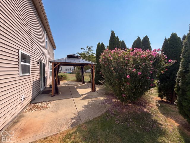 10605 Dunes Court, Indianapolis, IN 46239