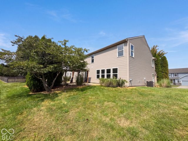 10605 Dunes Court, Indianapolis, IN 46239