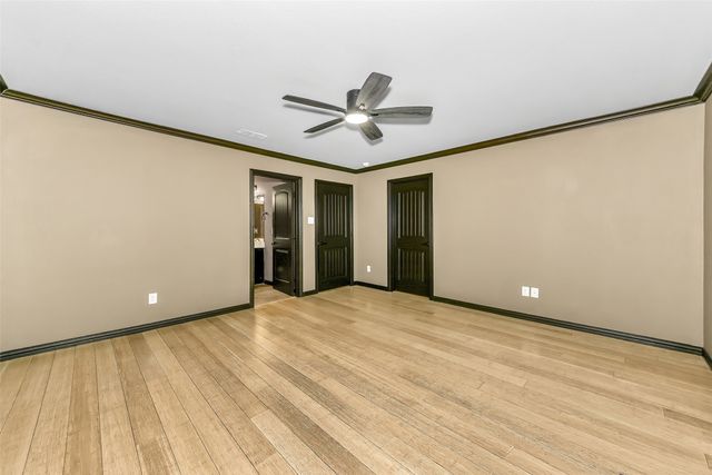 6928 Carrington Lane, Fort Worth, TX 76137