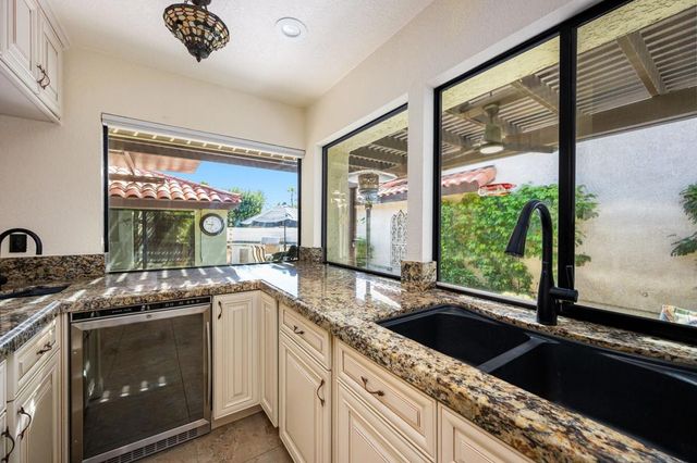 44017 Erie Court, Indian Wells, CA 92210