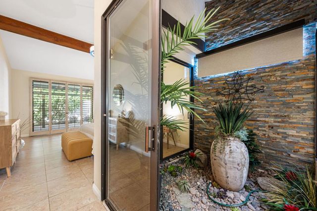 44017 Erie Court, Indian Wells, CA 92210