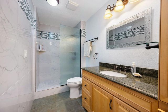 44017 Erie Court, Indian Wells, CA 92210