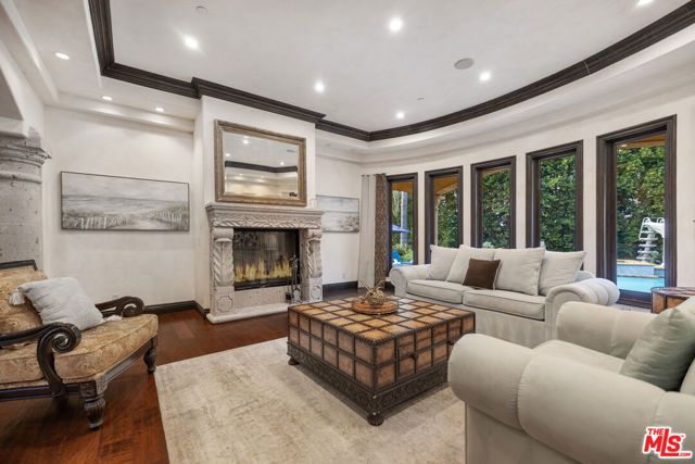 18607 Cassandra Street, Tarzana (los Angeles), CA 91356