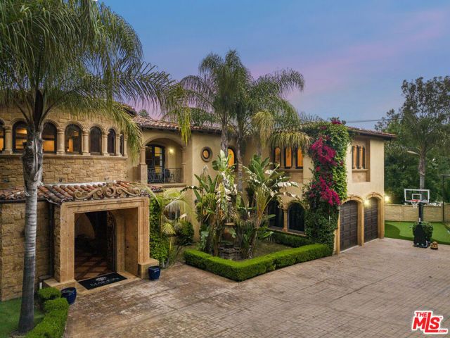 18607 Cassandra Street, Tarzana (los Angeles), CA 91356