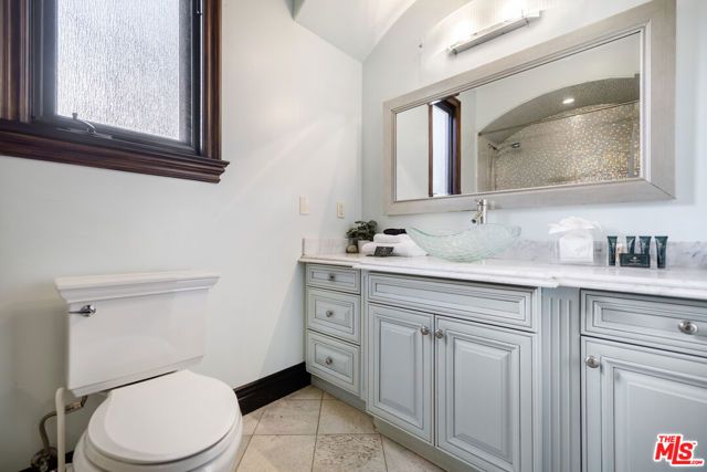 18607 Cassandra Street, Tarzana (los Angeles), CA 91356