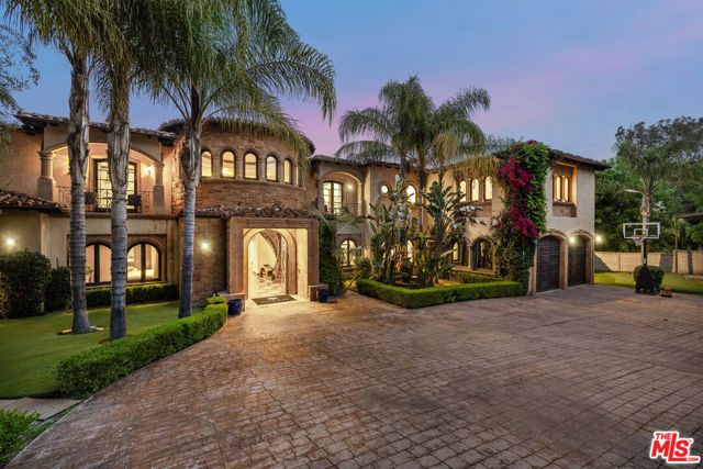 18607 Cassandra Street, Tarzana (los Angeles), CA 91356